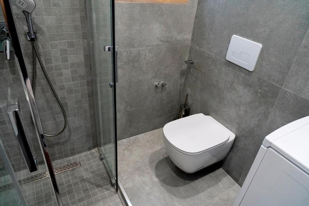 Deluxe Apartment-Swimming Pool Sarande Exterior photo